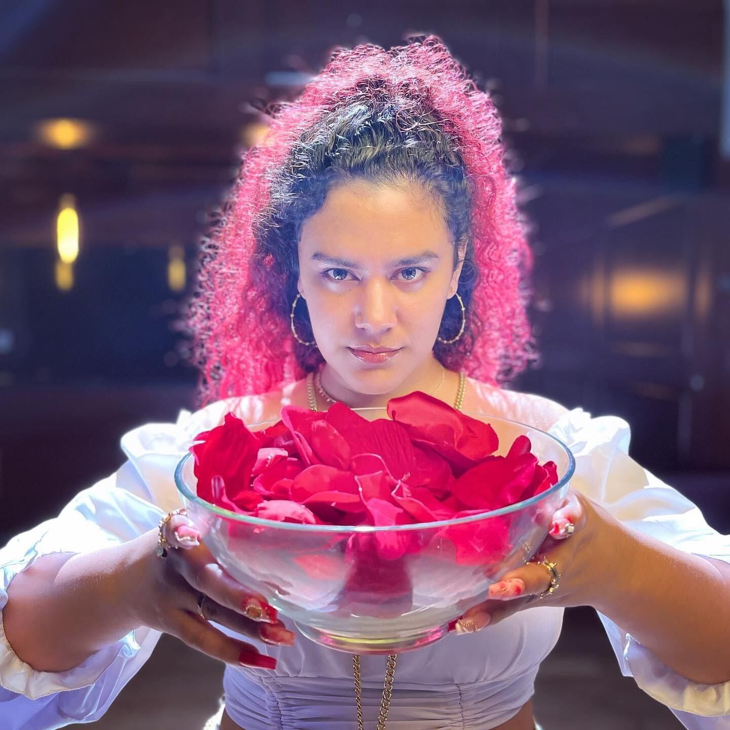 Morena es una artista nicaragüense que se exilió en Costa Rica desde el 2018. Tiene 25 años y es de Masaya