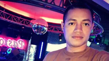 Gatillero se mete a bar y asesina de varios balazos a “DjChino”