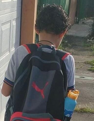 Melissa Artavia denunció a la escuela Misionera católica Reina de la Paz en San Antonio de Desamparados, por el constante bullying que sufre su hijo.