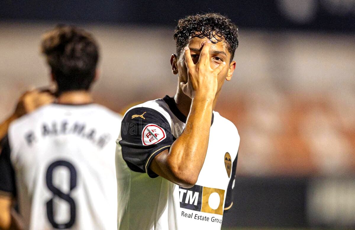 Warren Madrigal Valencia Mestalla