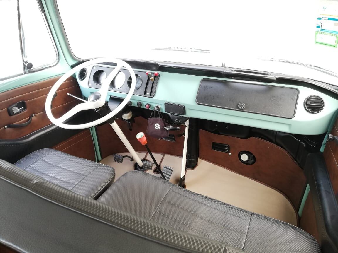 Chuzo de la semana. Kombi 1972. Cortesía.