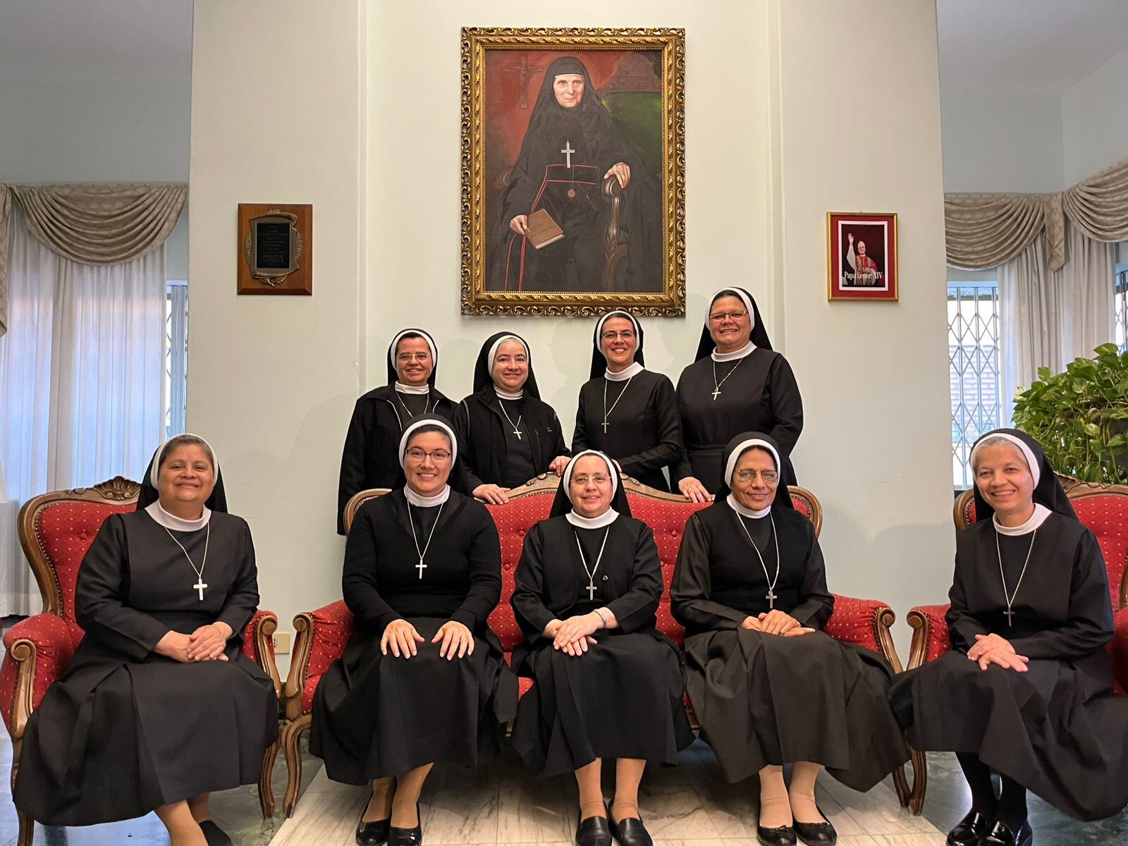 Hermanas Oblatas al Divino Amor en Roma.