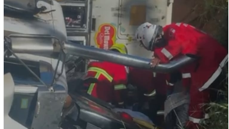 “Oren por nosotros, no sabemos cómo vivir sin él”: madre destrozada tras perder a su hijo en accidente