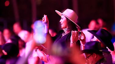 Deeikel defiende a los ticos tras estudio que deja mal a Costa Rica por poco apoyo a artistas locales