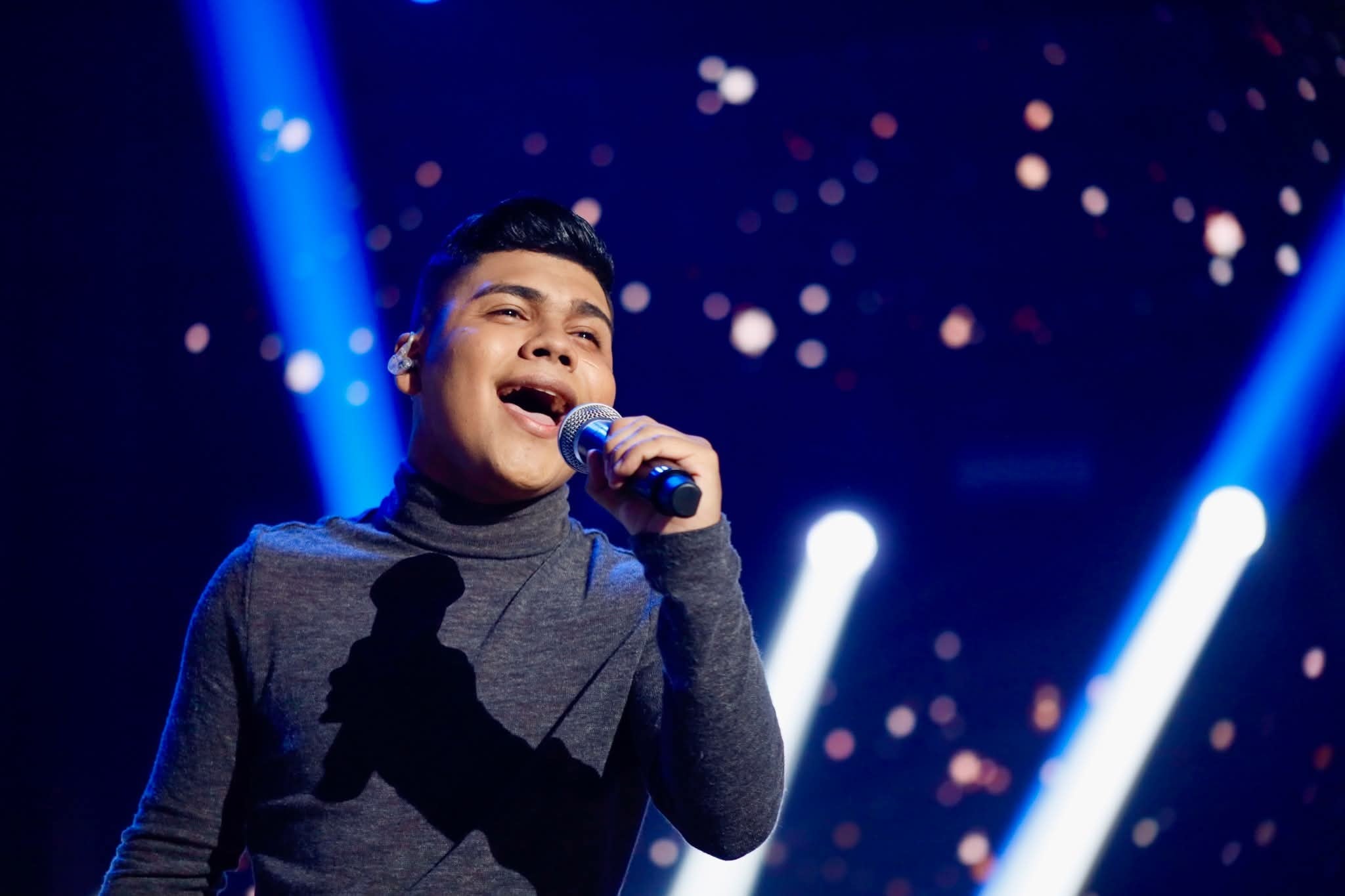 Yeris Lobo ganó Nace una estrella, el pasado domingo, la primera que subió fue su mamá quien lo abandonó, sin embargo, detrás de esa celebración de Yeris con su mamita hay una linda historia de amor y perdón.