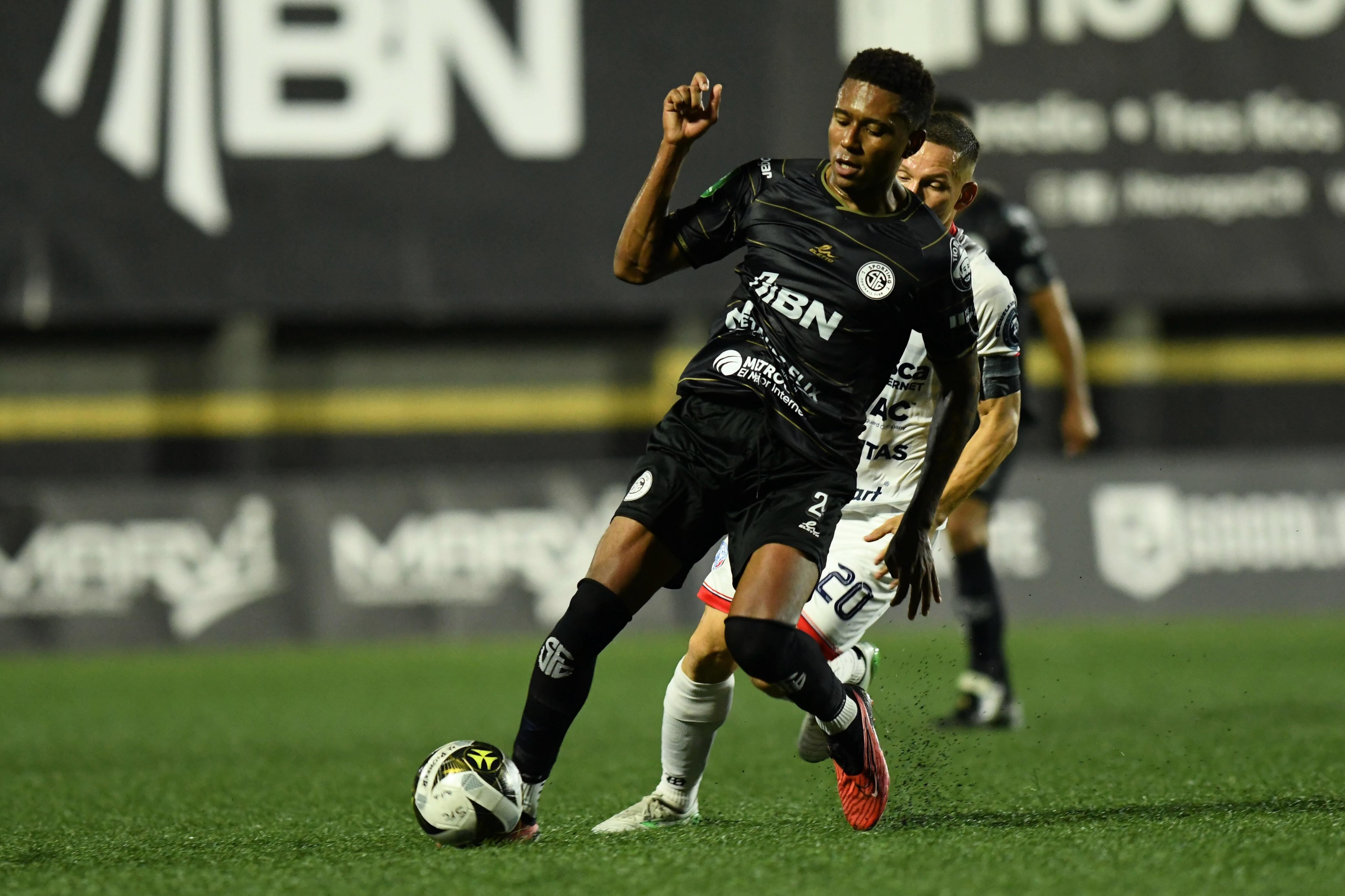 Youstin Salinas fue el anotador del gol de Sporting.