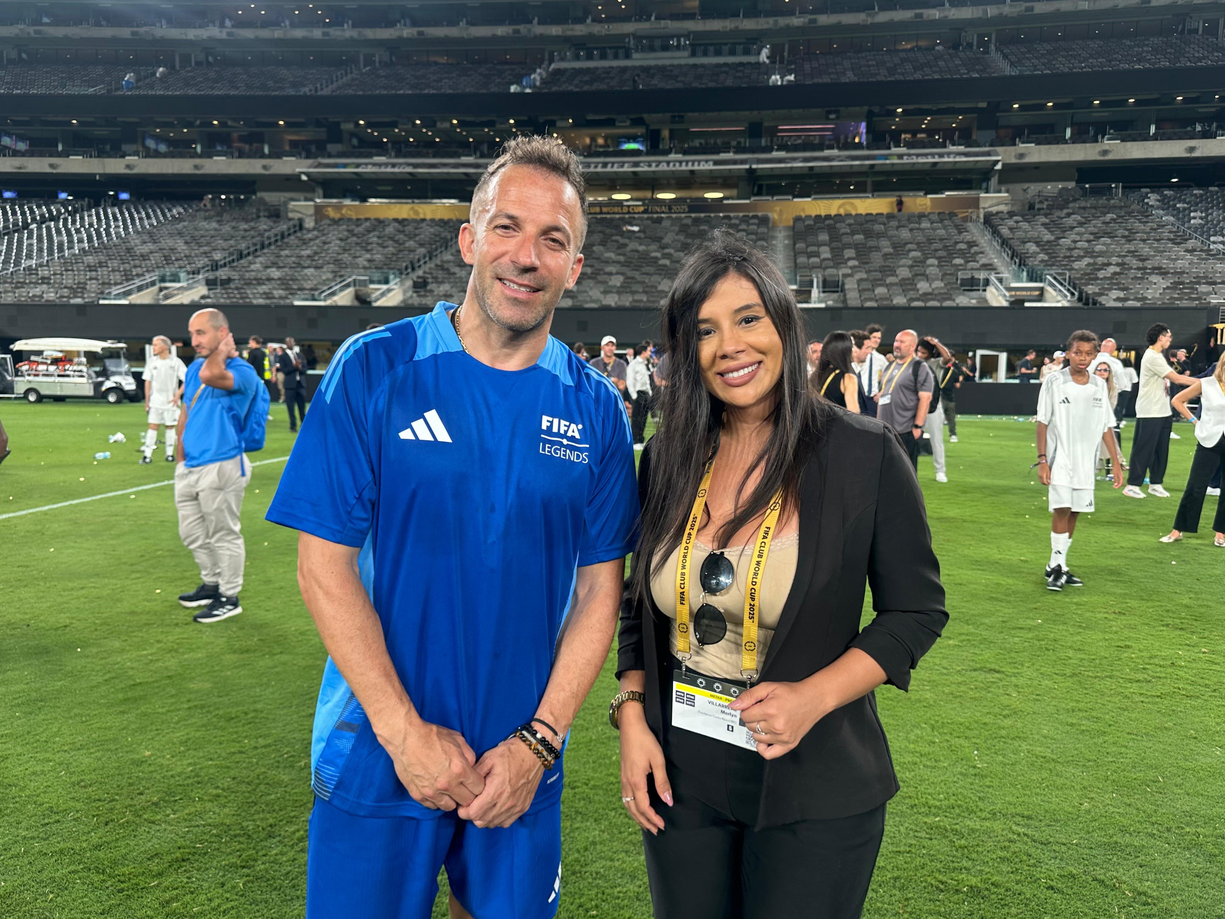 Merlyn Villarreal pudo tomarse foto y compartir con Alessandro Del Piero.