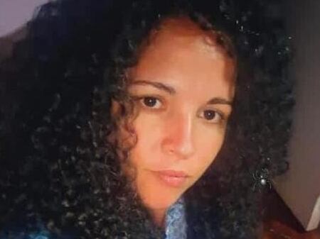 Loida Villalobos Gamboa, de 34 años, murió asesinada a tiros. Se detuvo como sospechoso a su esposo, con quien tenía tres hijos y estaban casados desde el 2010. (Foto: tomada de redes)