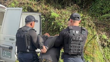 Ya hay paso en la Ruta 32: Capturan a sospechoso que huyó a la montaña tras persecución y balacera