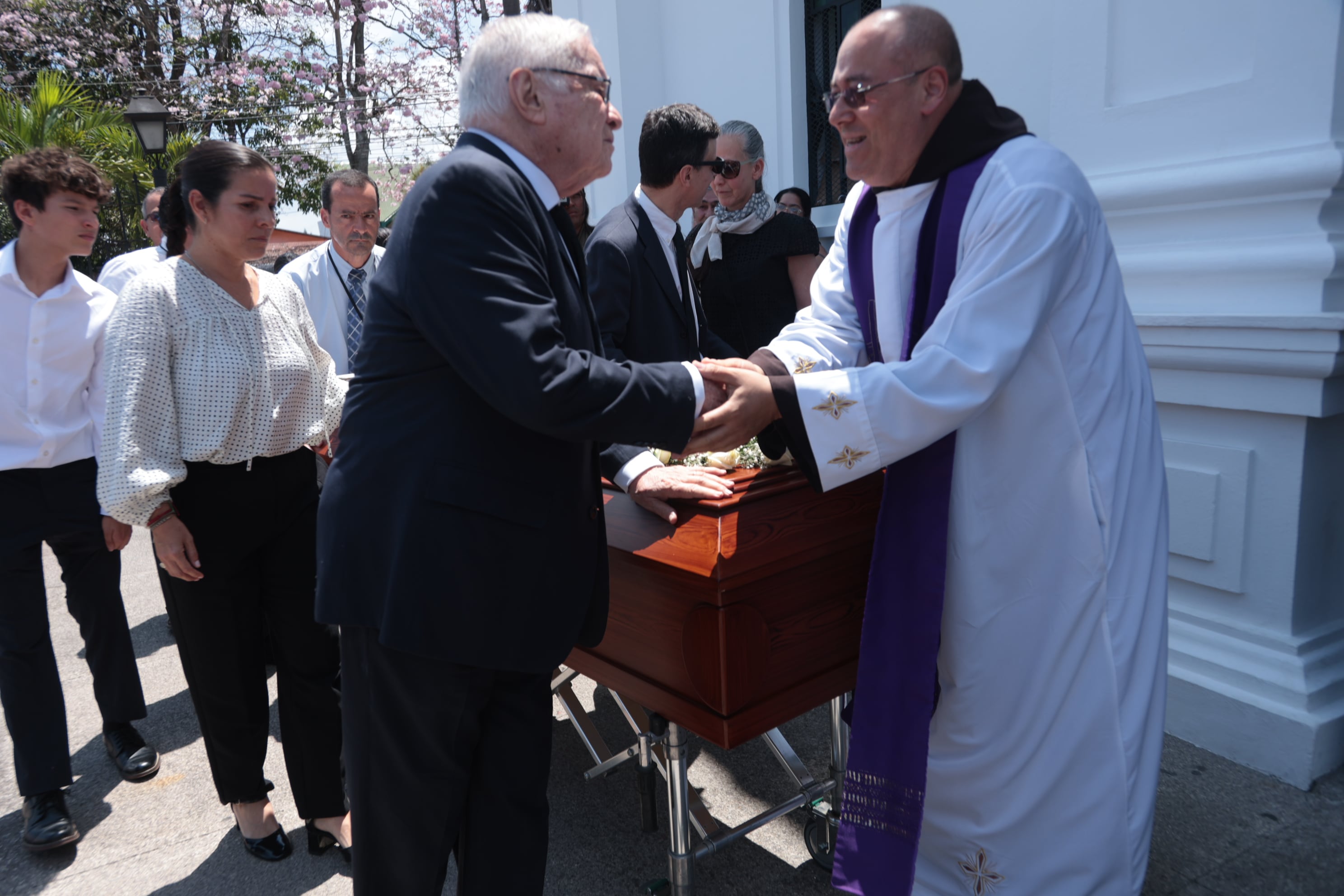 18/03/2026/ Funeral de Lorena Clare en la parroquia de San Rafael de Escazú / Foto John Durán