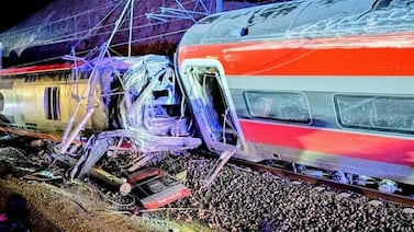 Tragedia ferroviaria en España: al menos 21 muertos tras choque de dos trenes de alta velocidad