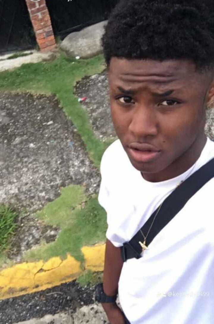 Rasheed Kennedy Use, de 17 años, murió luego de que en apariencia tuvo un accidente de tránsito. Foto: Cortesía para La Teja