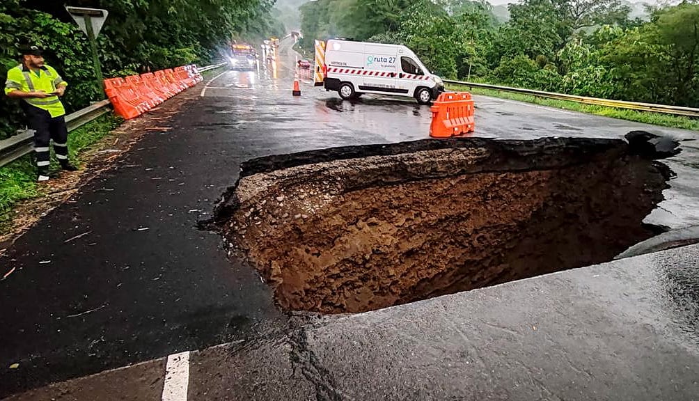 Hundimiento Ruta 27
