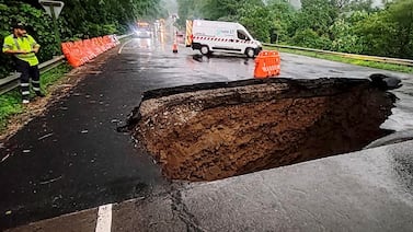 Estas son las rutas alternas que deberán usar conductores ante cierre de ruta 27 por enorme hundimiento