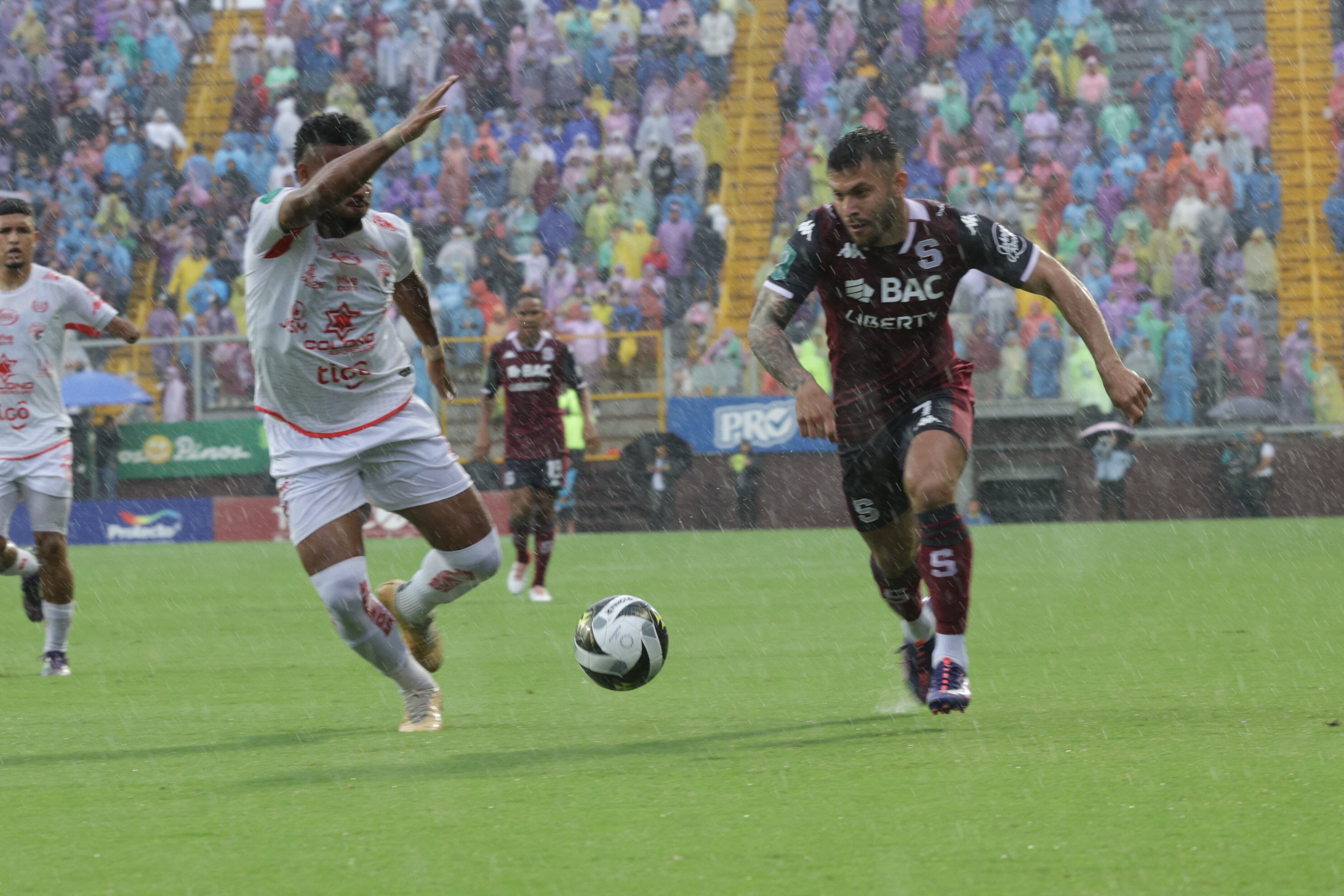 10/11/0224, San José, Estadio Ricardo Saprissa, partido de la jornada 20 del torneo de apertura 2024 entre el Deportivo Saprissa y el Santos de Guapiles.