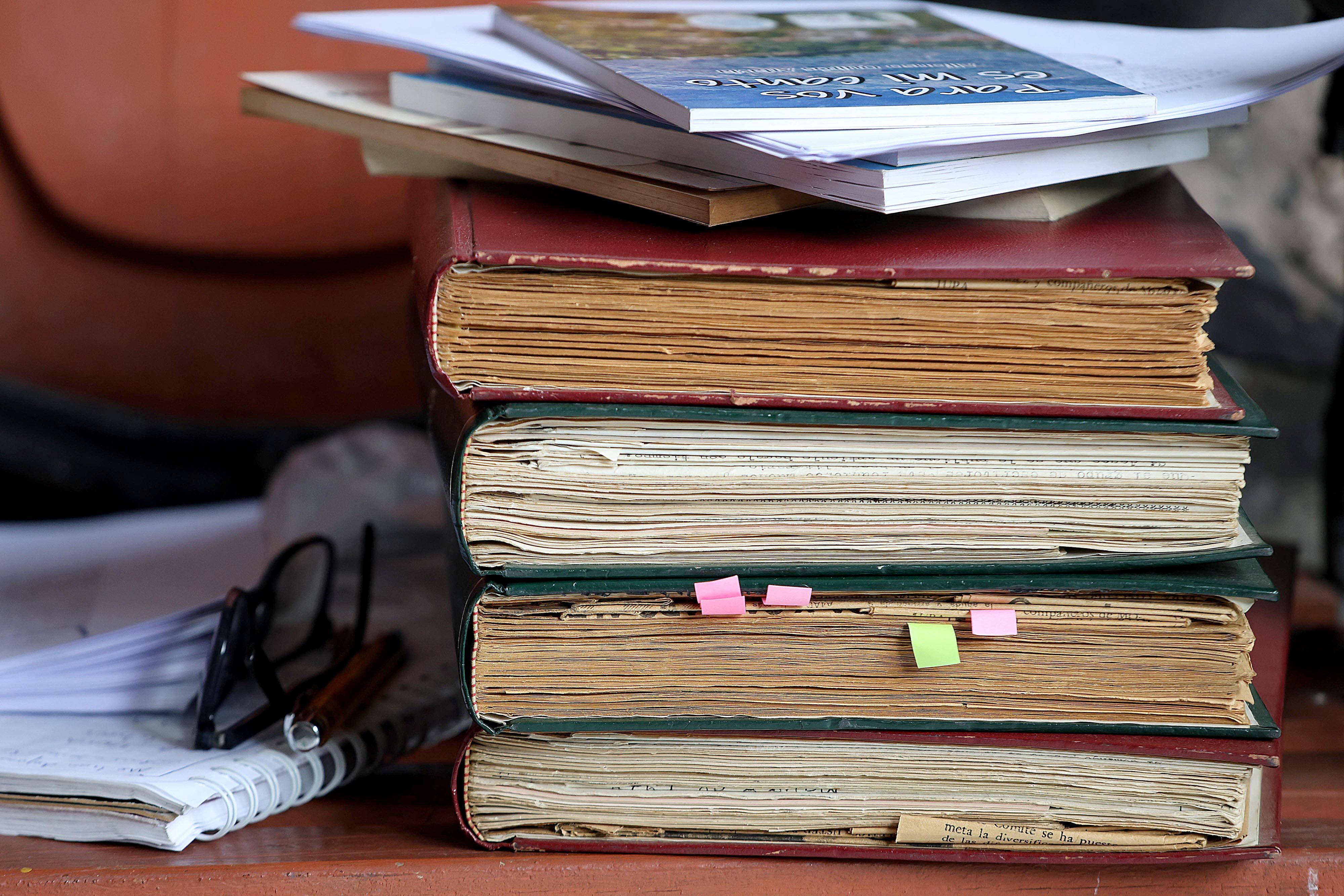 09/05/2024 Paso Acncho. Entrevista a Edison Valverde Araya, autor del libro de Historias de Paso Ancho. Foto: Rafael Pacheco Granados
