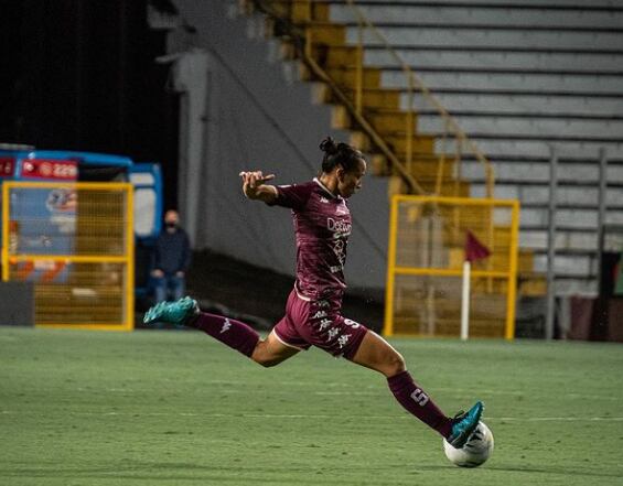 María Paula Elizondo, jugadora de Saprissa. Cortesía.