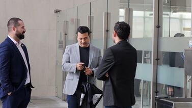 ¡Opa! defiende a periodista retenido en la Asamblea Legislativa y por eso tomó una decisión