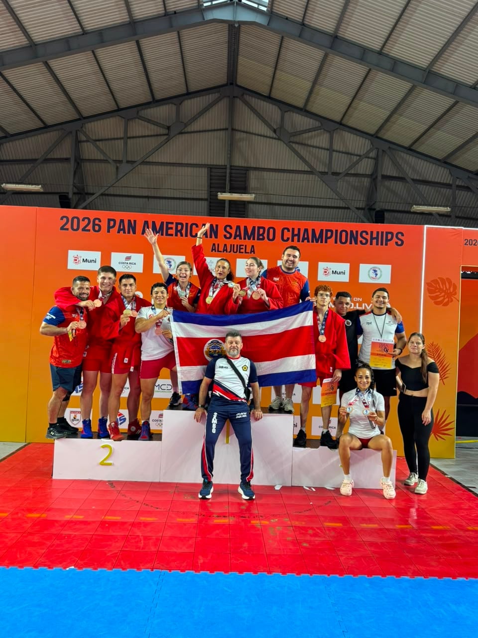 Jessica Pérez es la número uno del mundo en el deporte sambo playa, está clasificada al Mundial de Brasil y busca apoyo para completar los 2.500 dólares que necesita para ir a representar al país