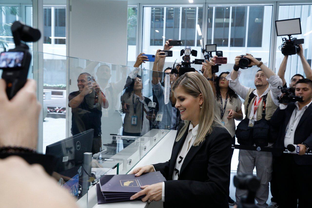 Laura Fernández presenta paquete de proyectos de ley en materia de seguridad