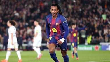 Jules Kounde se viste de héroe en la remontada de Champions del Barcelona