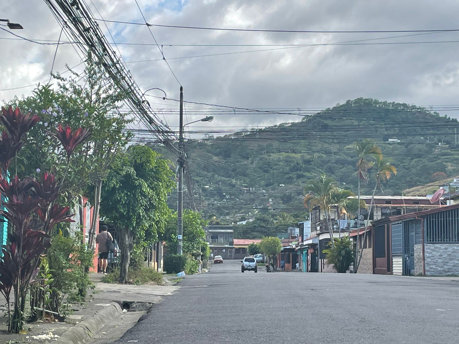 Recorrido por Alajuelita ante la ola de violencia de los últimos cuatro días