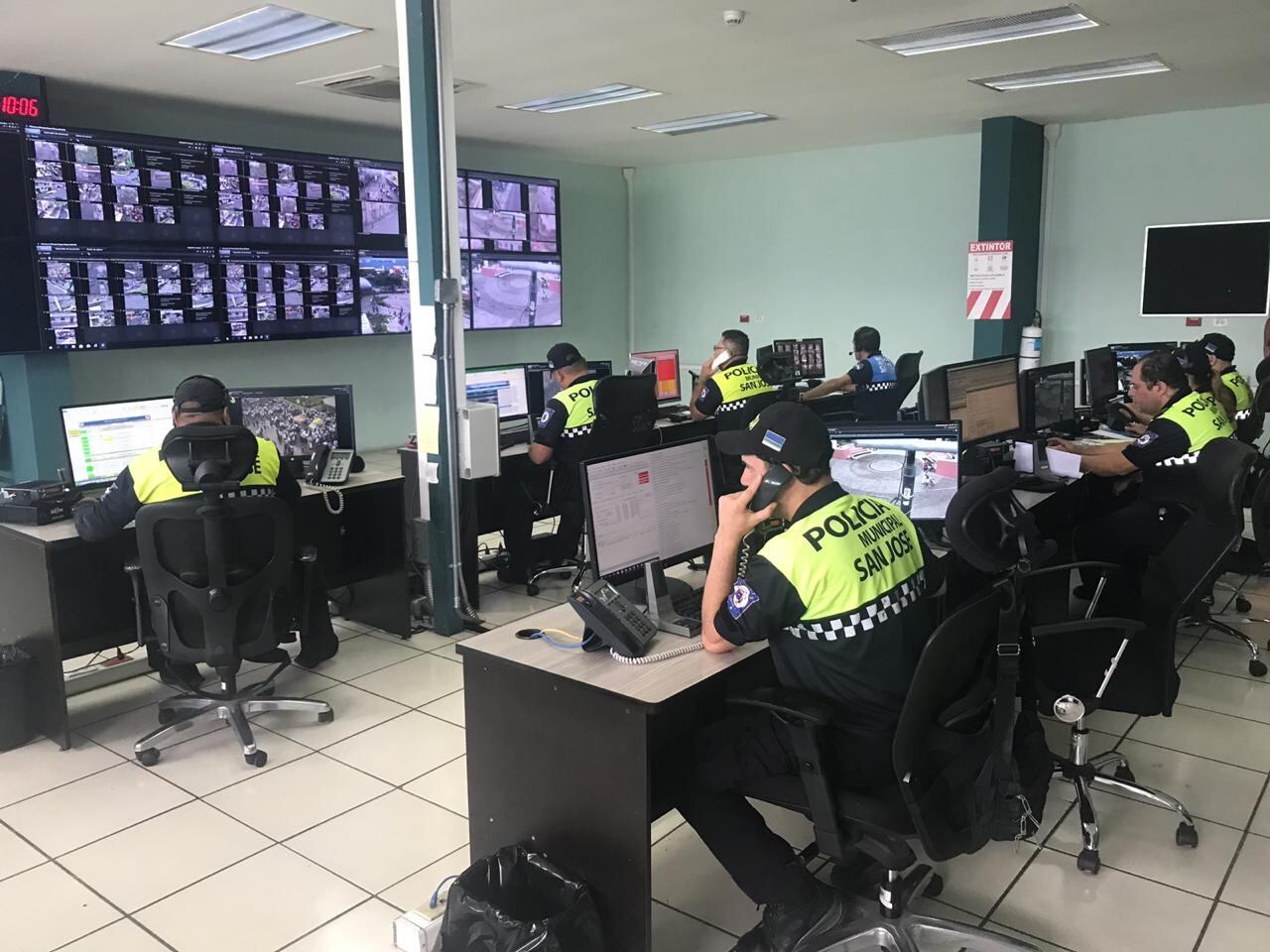 Municipalidad de San José vigiló simulacro de sismo por medio de 250 cámaras. Foto Adrián Galeano