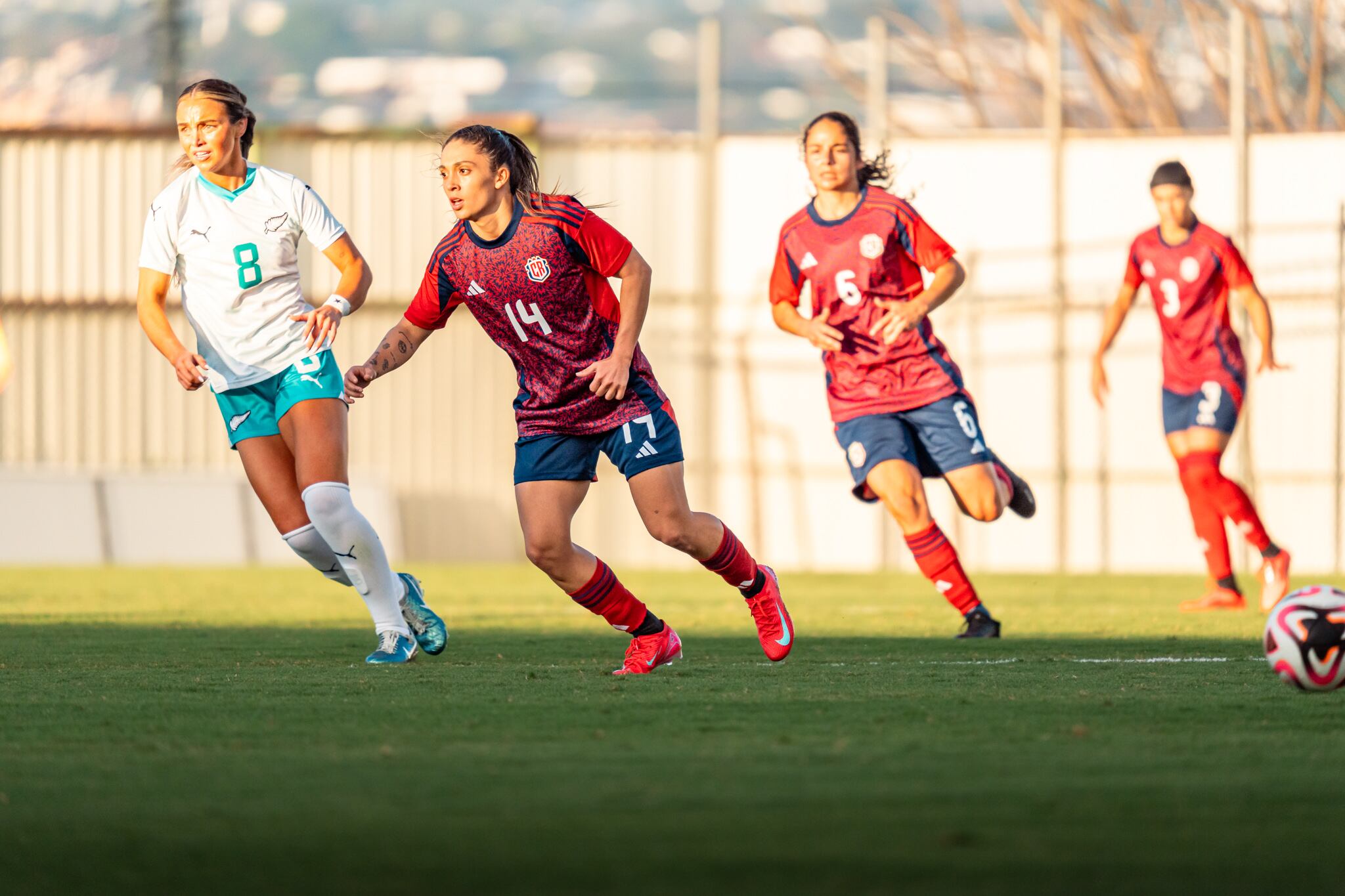 Selección femenina de Costa Rica - Nueva Zelanda, partido amistoso, estadio Piedades de Santa Ana