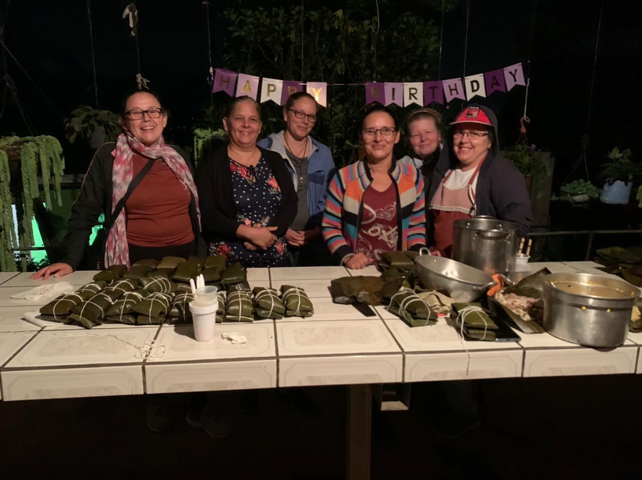 Siete mujeres forman la Asociación Ideas Productivas Femeninas La Legua de Aserrí, una asociación de mujeres que produce café