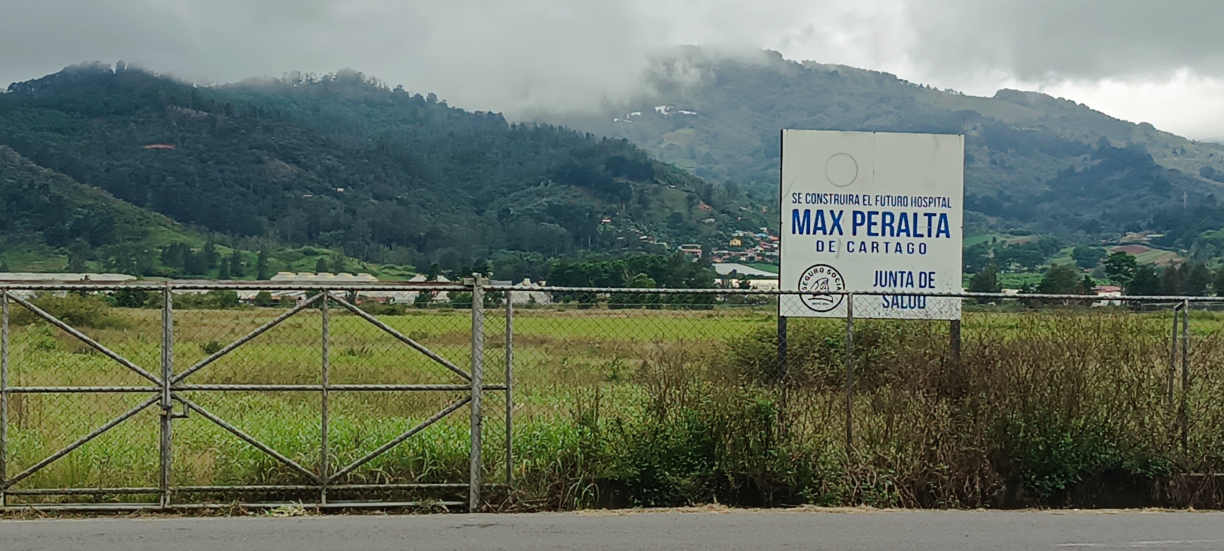 Nuevo hospital de Cartago. Hospital Max Peralta de Cartago. Manifestación sábado 9 de noviembre 2024.