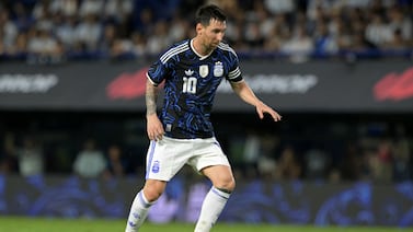 Video: Vea la reacción de Messi cuando pusieron “El Bombón Asesino” en vez del himno de Argentina