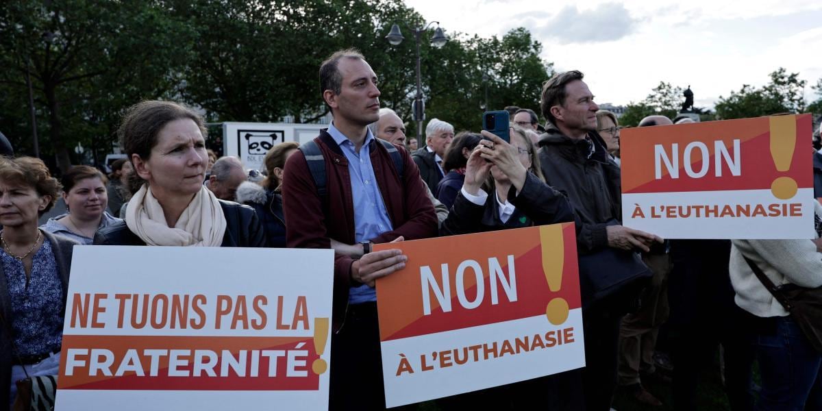 Esta inciativa de ley es una de las dos grandes leyes que el presidente, Emannuel Macron, prometió para su segundo mandato.