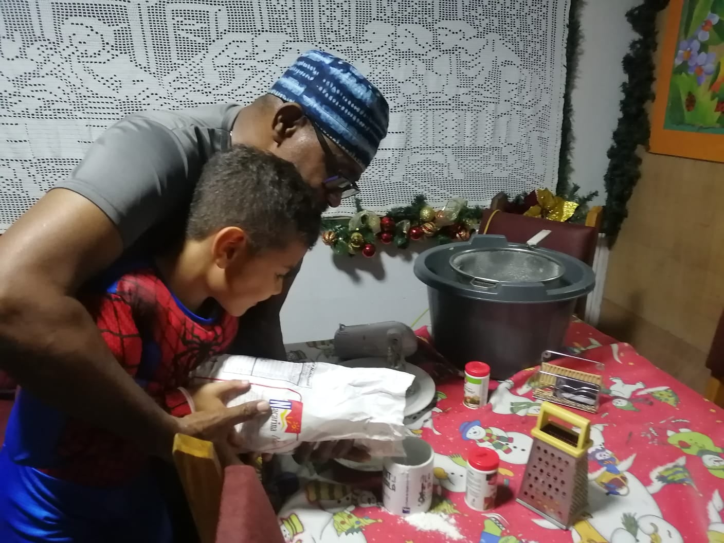 Cantante Tipi Royes, de Marfil