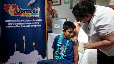 Más de 320 mil chiquitos ya se aplicaron la vacuna de refuerzo contra el sarampión