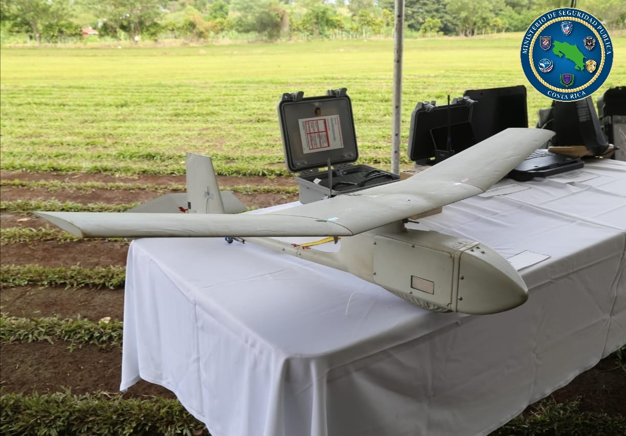 Donación de aeronaves no tripuladas el Servicio de Vigilancia Aérea. Foto MSP.