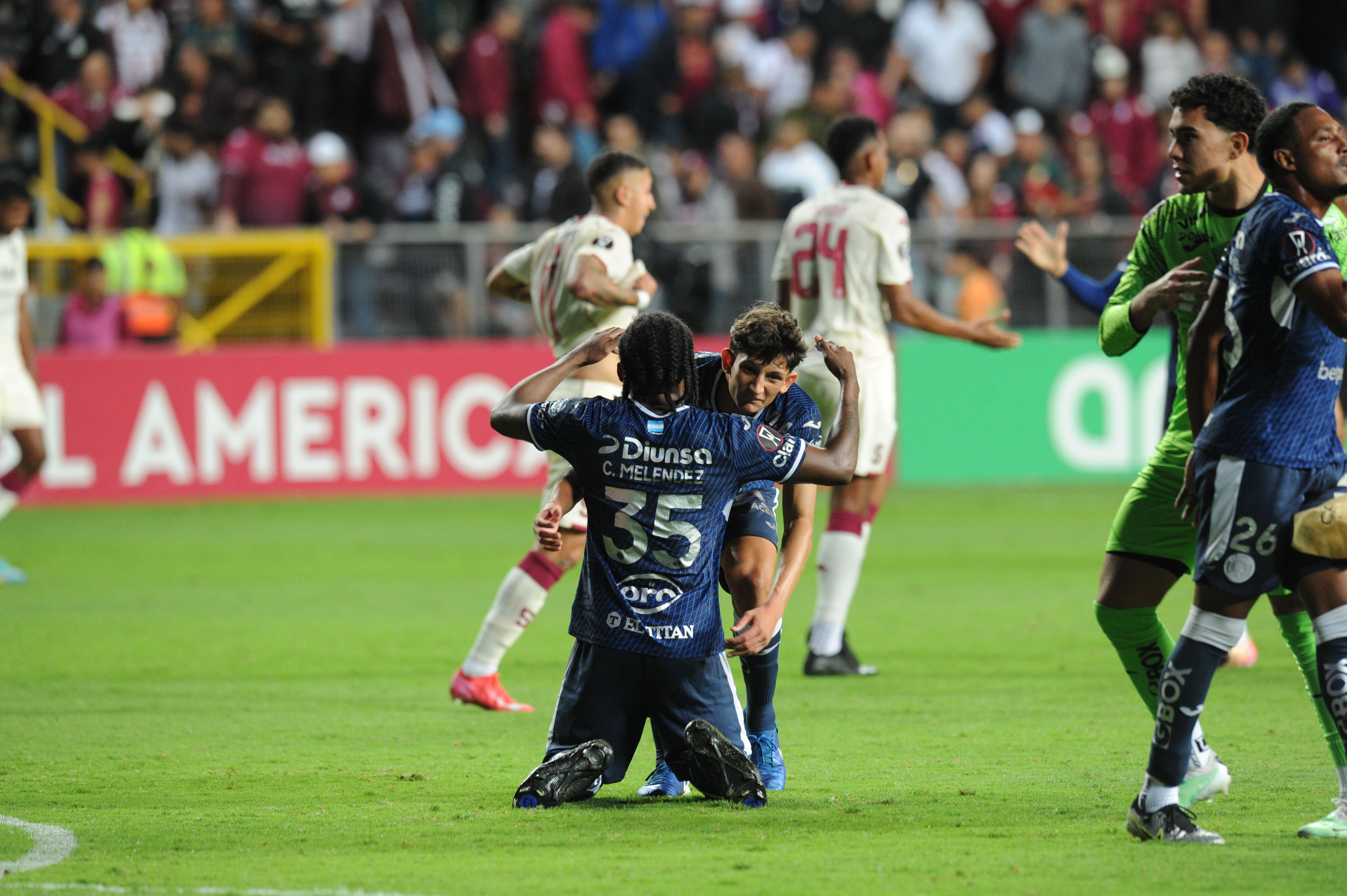 Deportivo Saprissa y el Fútbol Club Motagua.