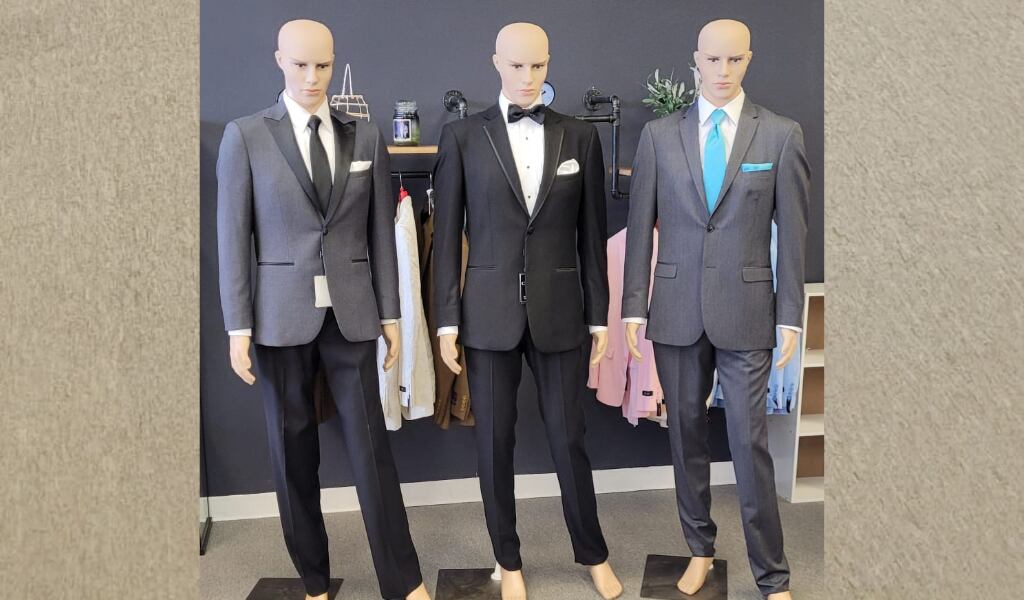 Costarricense monta su negocito en EE. UU y ofrece trabajo a ticos que sepan de costura