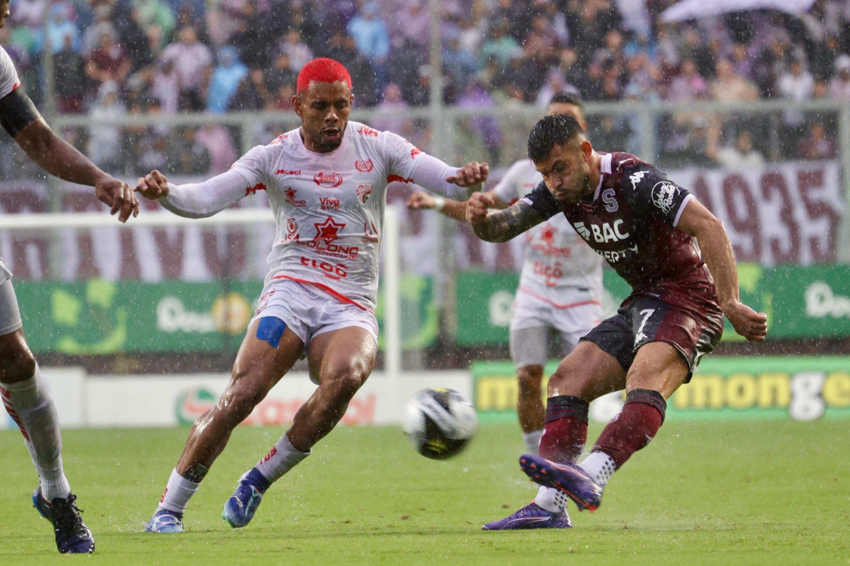 10/11/0224, San José, Estadio Ricardo Saprissa, partido de la jornada 20 del torneo de apertura 2024 entre el Deportivo Saprissa y el Santos de Guapiles.