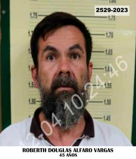 Ocho hombres buscados por robar 44 carros. Foto: OIJ