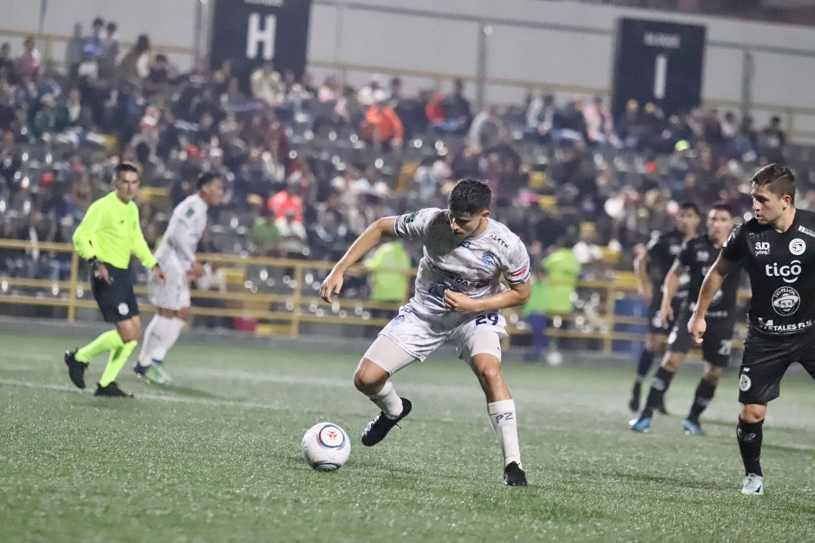 Los generaleños dejaron ir la victoria ante los albinegros. Prensa SFC.