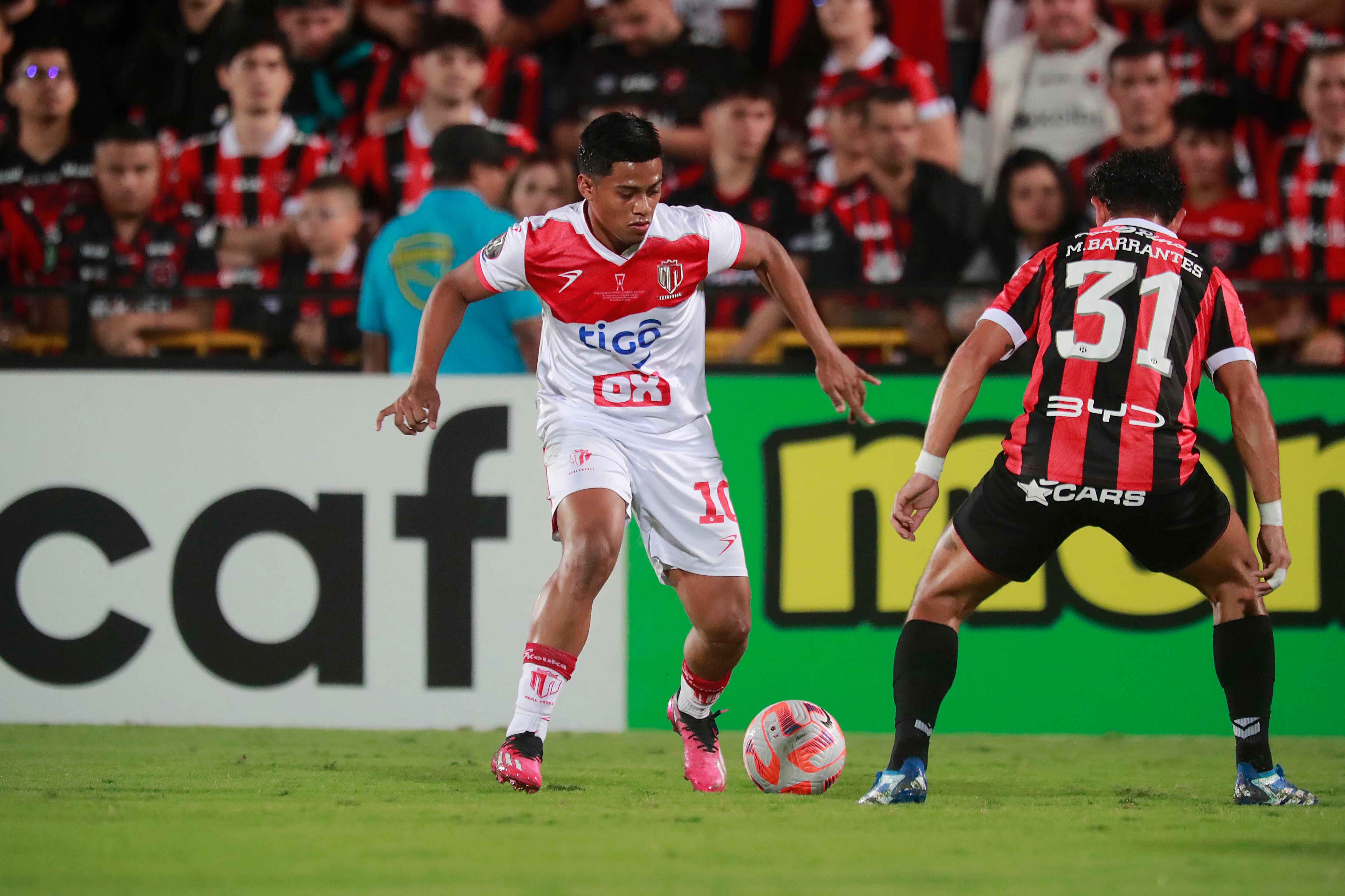 05/12/2023 Estadio Morera Soto. La Liga Deportiva Alajuelense recibió al Real Estelí, en partido de vuelta de la final de la Copa Centroamericana de Concacaf.05/12/2023 Estadio Morera Soto. La Liga Deportiva Alajuelense recibió al Real Estelí, en partido de vuelta de la final de la Copa Centroamericana de Concacaf.