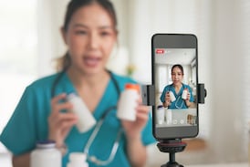 Ministerio de Salud hace fuerte advertencia sobre medicamentos que se promocionan en Facebook, Instagram o TikTok
