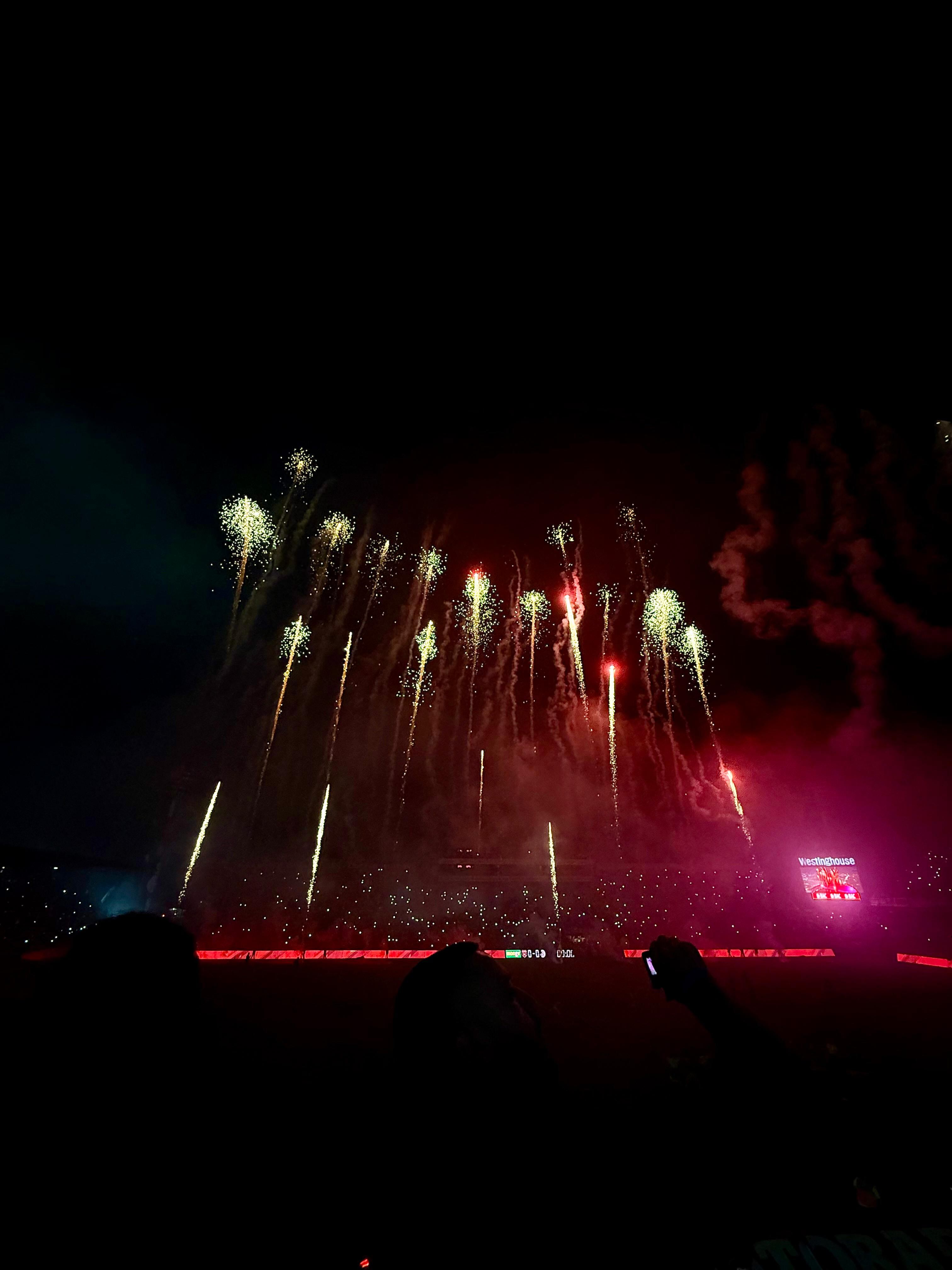 El recibimiento de Alajuelense en el juego ante Saprissa fue a lo grande.