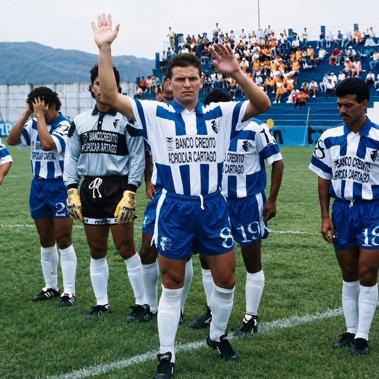Cristian Mena.