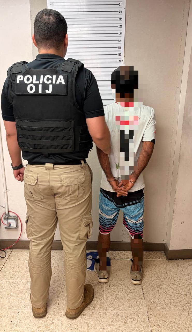 Un hombre de apellido Bolaños, de 46 años, figura como sospechoso del delito de homicidio calificado contra un sujeto de apellido Álvarez, de 49 años en Los Sauces, Heredia. Foto: OIJ