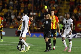 ¿Le dejaron de pitar un penal al Herediano ante Liberia? Exsilbatero dice esto al respecto