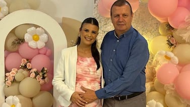 Periodista de Noticias Repretel,  hija del exfutbolista Ricardo Chacón, está lista para chinear