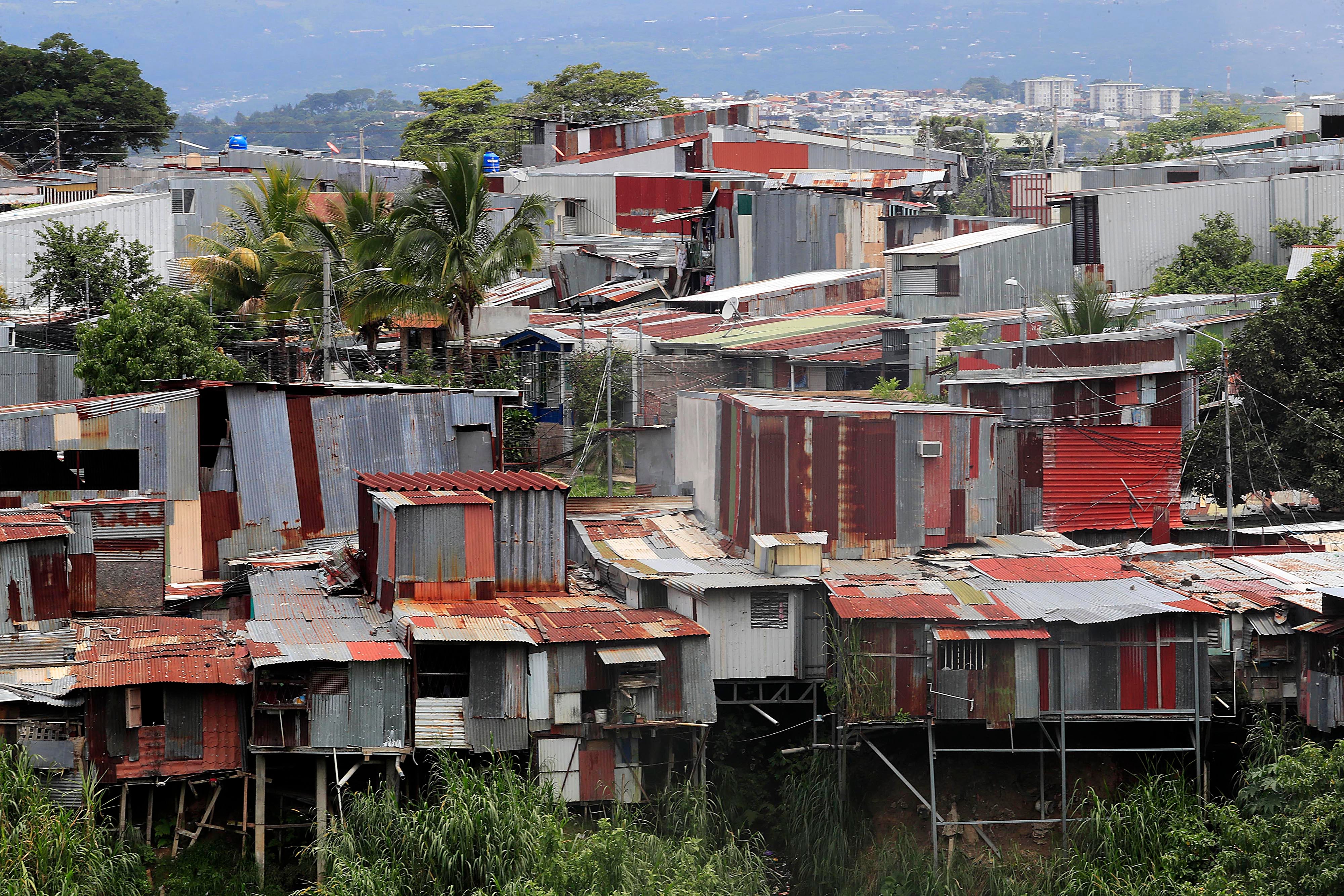 01/09/2023 Finca San Juan de Pavas, San José. Situación de la vivienda en Costa Rica y cuanto afecta la calidad de vida de las personas. Tomas generales del estado de las viviendas, precarios, habitaciones en mal estado, casas mal construidas, mala situación económica, hacinamiento y pobreza.