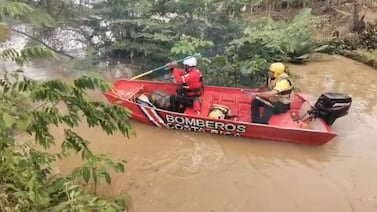 Emergencia en Sixaola: río se desborda y obliga a evacuar a varias familias por empuje frío #14