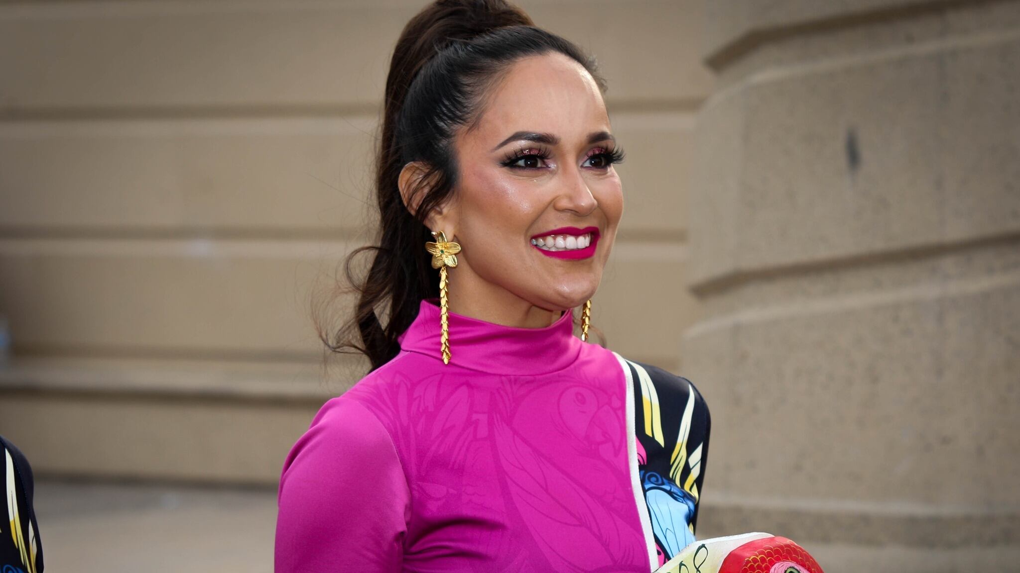 Con gran orgullo patrio, Elesban Rodríguez, director de la Banda Municipal de Zarcero (BMZ), celebró que cumplieron con el gran objetivo que se impusieron desde que fueron confirmados como participantes en el Desfile de las Rosas 2024